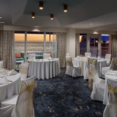 DoubleTree Beach Resort by Hilton Hotel Tampa Bay - North Redington Beach
