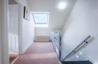 Fulke Street - 2 Bedroom Apartment - Milford Haven - Apartments