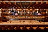 Choctaw Casino & Resort Grant, Trademark Coll by Wyndham - bars