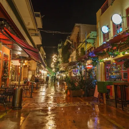 Erika's Oasis - Stylish Gem inthe Heart of History