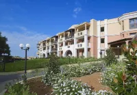 Aldemar Olympian Village - parking