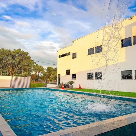 Cubo Hotel