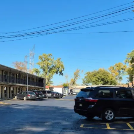 Des Plaines Motel by OYO O'Hare Airport Chicago