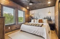 Peak Pursuit by Beyond Expectations Mountain Home With Indoor Pool