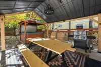 Peregrine Chalet