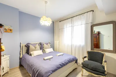 GuestReady - Luxe et Commodité à Vincennes Hotels in Val-de-Marne