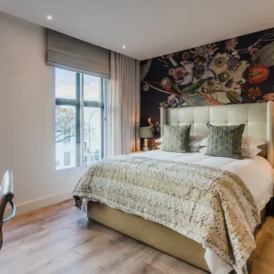 107 Dorpstraat Boutique Hotel Hotels near Remhoogte Wine Estate