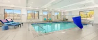 Hampton Inn and Suites Grants Pass - Pools
