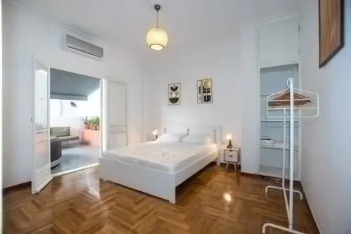 Athens Central Jacuzzi Retreat - homestay