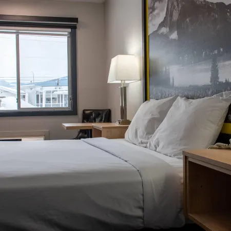 Super 8 by Wyndham Clearwater BC