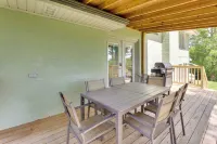 Green Lantern: Game Room, Furnished Deck, Modern - homestay