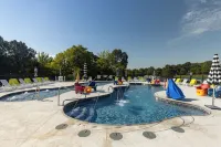 The Lakehouse Inn at Sledd Creek