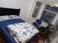 Room-furnished Spacious Double Room Near