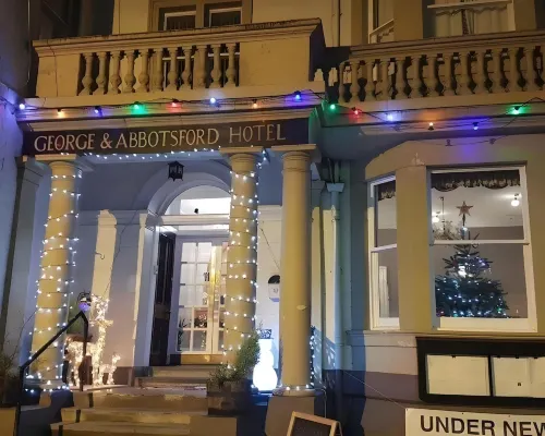 George and Abbotsford Hotels in Melrose