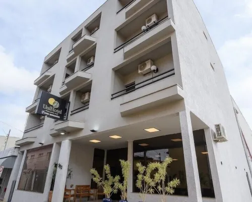 Universitario Hotel โรงแรมในอิตาเปตินิงกา