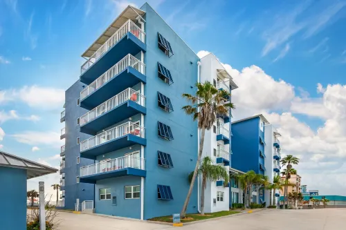 Coconut Palms Beach Resort II, an Ascend Collection Hotel
