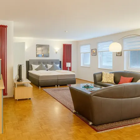 BoardingHouse - Studios & Apartments