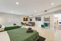 Villa Solara | Pool · Cinema · Basketball Court
