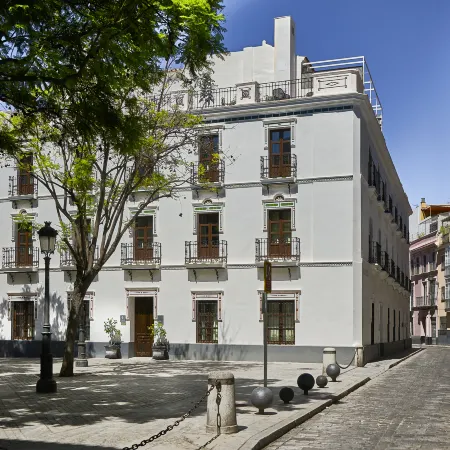 Vincci Molviedro Suites Apartments