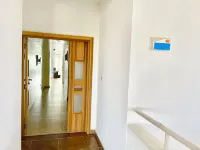Marbella 2Bedroom Beachfront Apartment - موقف سيارات