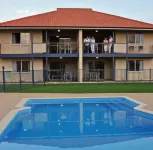 Cervantes Pinnacles Motel - Beach