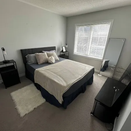 Cozy Whitby Retreat - 2 Bedroom Private House