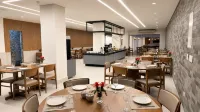 Bristol Exceler Campo Grande - bar