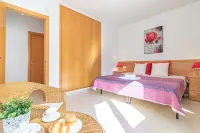 วิลลา 3 ห้องนอนในโรเซสใกล้ชายหาด - วิลล่า