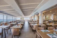 Alexandra Beach Resort & Spa - Parvekkeita