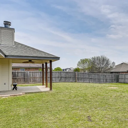8 Mi to Fort Hood! Family Home w/ Patio & Yard