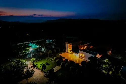 Golden Hill Resort - Pet friendly