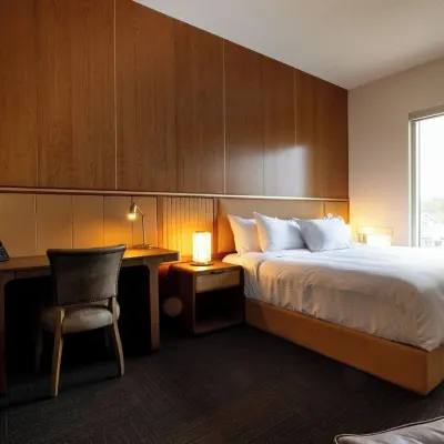 Hotel Burnaby Hotels near Burnaby Art Gallery