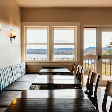 Belfast Harbor Inn