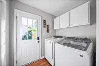 Enjoy Our 936sf Single-story Home With a Private Entrance - Alojamientos