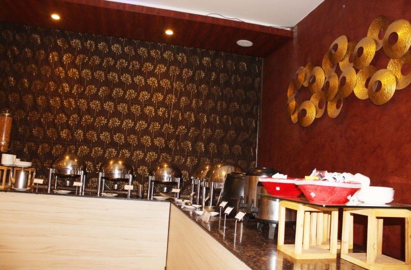 TGI Apple Inn photo 4