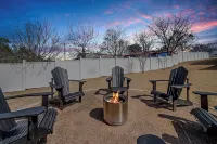 The Main Street House, in the Heart of Marble Falls - 4-Star