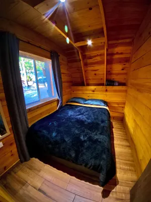 Glamping MORET Alpine Cabin M2 from 2 to 6 people - pet friendly - Homestays