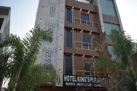 HOTEL KINGS PARADISE BANQUET & LAWN, Airport - 2 estrellas