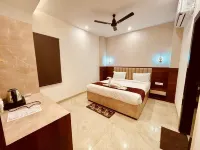 Raghuwar Palace - 2-Star