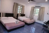 Penyu Bari - Strand