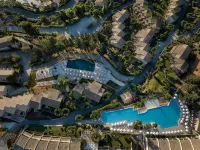 Aeolos Beach Resort - parking