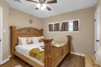 Family Ranch Near Buffalo & Airport Sleeps 9 Pet-Friendly Fenced Yard - Kitchens