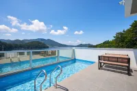 Geoje The Shine Pool Villa - Pool
