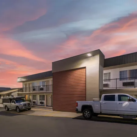 Best Western Skyline Motor Lodge