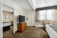 Best Western Pioneer - Motels