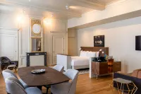 Sapphire House Antwerp, Autograph Collection - 5-Star