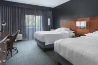 Courtyard Norwalk - 3-Star