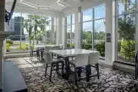 Hilton Garden Inn Sarasota-Bradenton Airport - Haustierfreundliche