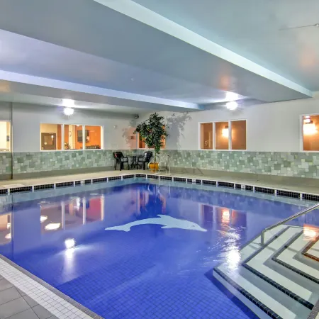 Hampton Inn & Suites by Hilton Calgary-Airport