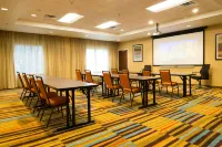 Fairfield Inn & Suites Dickson - 3-Star
